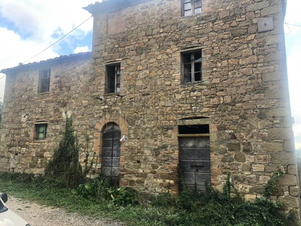quadrivano in vendita a Città di Castello in zona San Pietro a Monte