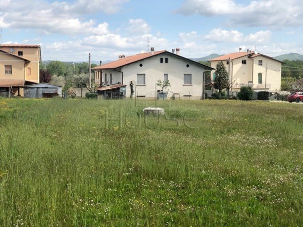 terreno edificabile in vendita a Città di Castello