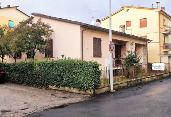 casa indipendente in vendita a Città di Castello