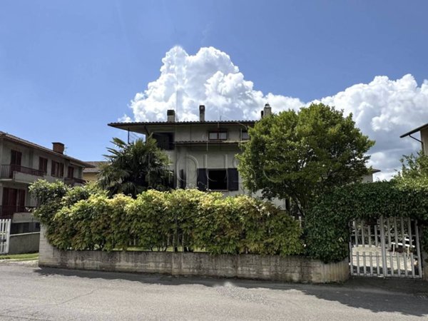 appartamento in vendita a Città di Castello in zona Piosina