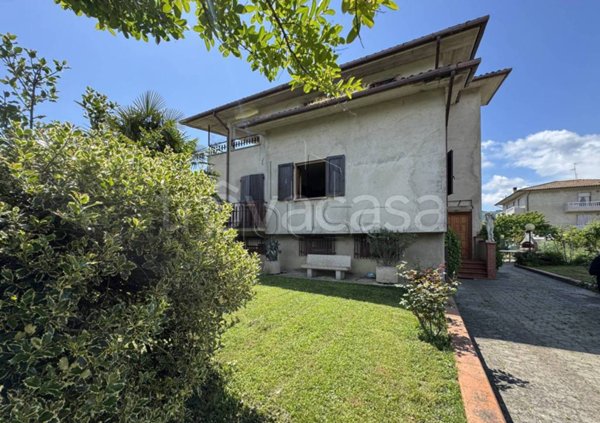 appartamento in vendita a Città di Castello in zona Piosina