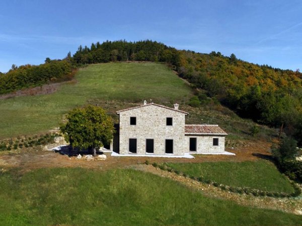 casa indipendente in vendita a Città di Castello