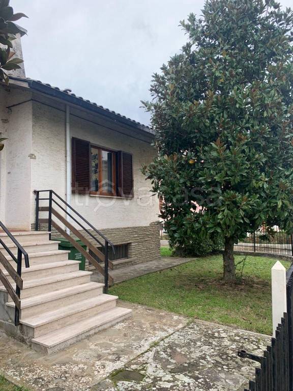 casa indipendente in vendita a Città di Castello