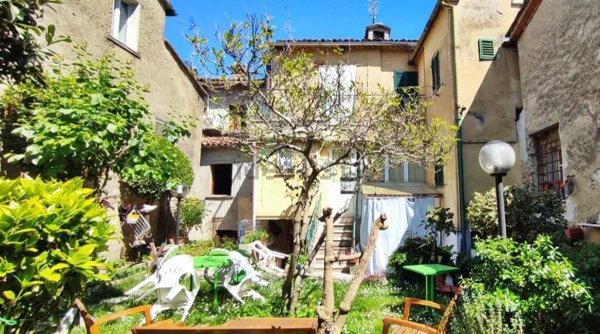 casa indipendente in vendita a Città di Castello