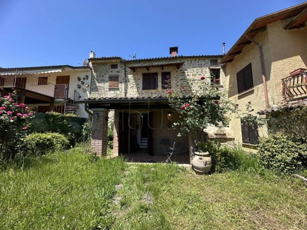 appartamento in vendita a Città di Castello in zona Bonsciano