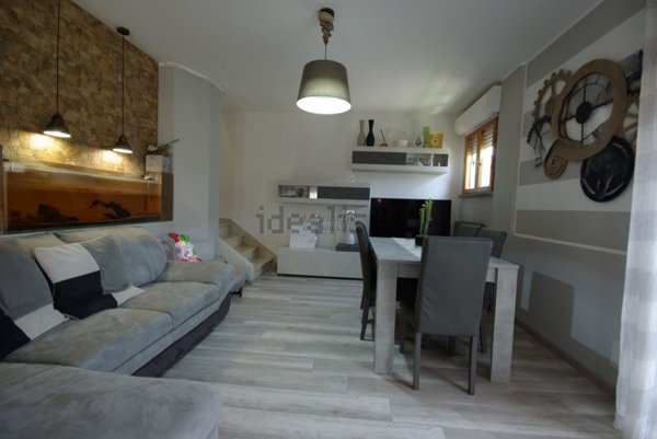 appartamento in vendita a Città di Castello in zona Cerbara