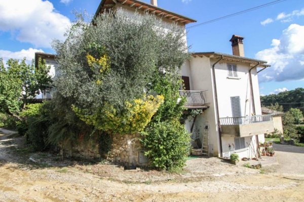 casa indipendente in vendita a Città di Castello