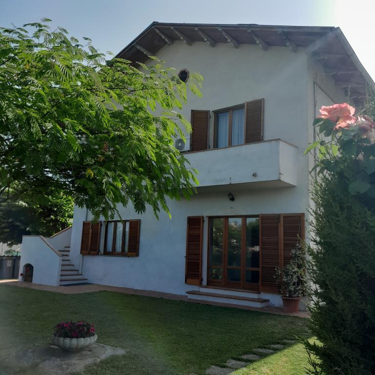 casa indipendente in vendita a Città di Castello in zona Trestina