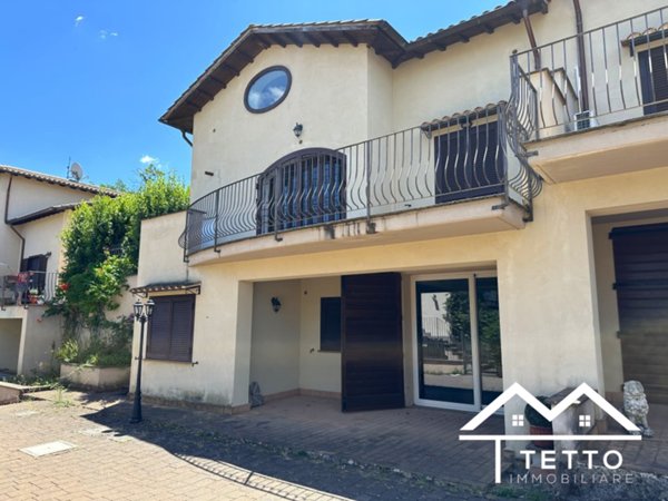 casa indipendente in vendita a Città di Castello