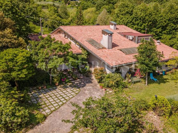 casa indipendente in vendita a Città di Castello