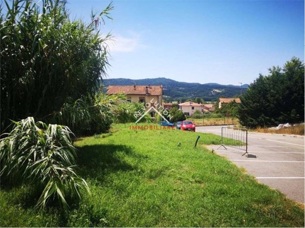 terreno edificabile in vendita a Città di Castello in zona Promano
