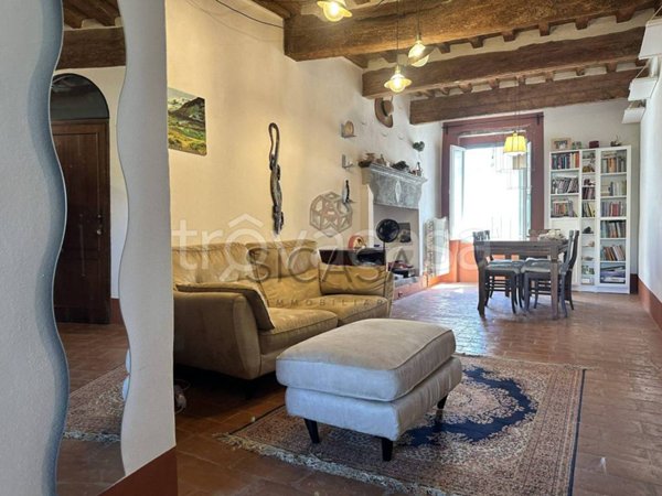 appartamento in vendita a Città di Castello in zona Cerbara