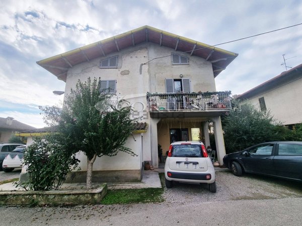 appartamento in vendita a Città di Castello in zona Cornetto