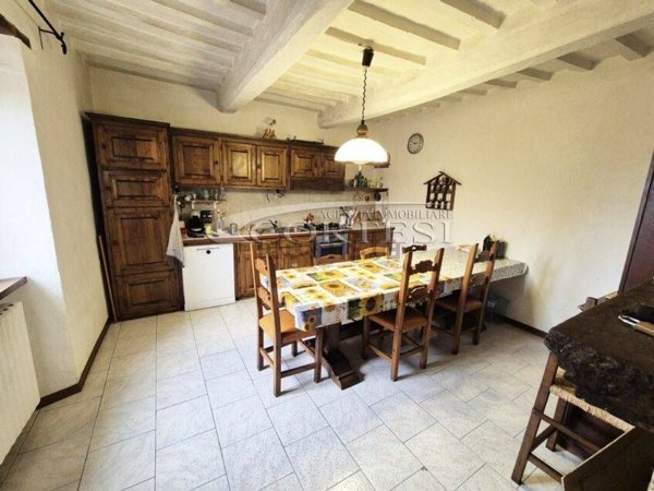 casa indipendente in vendita a Città di Castello in zona Petroia