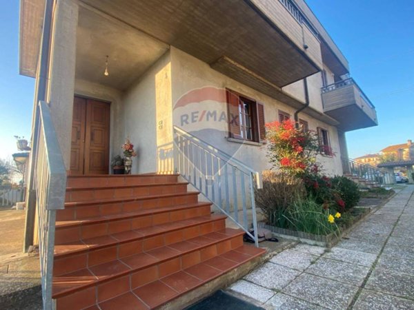 casa indipendente in vendita a Città di Castello in zona Titta