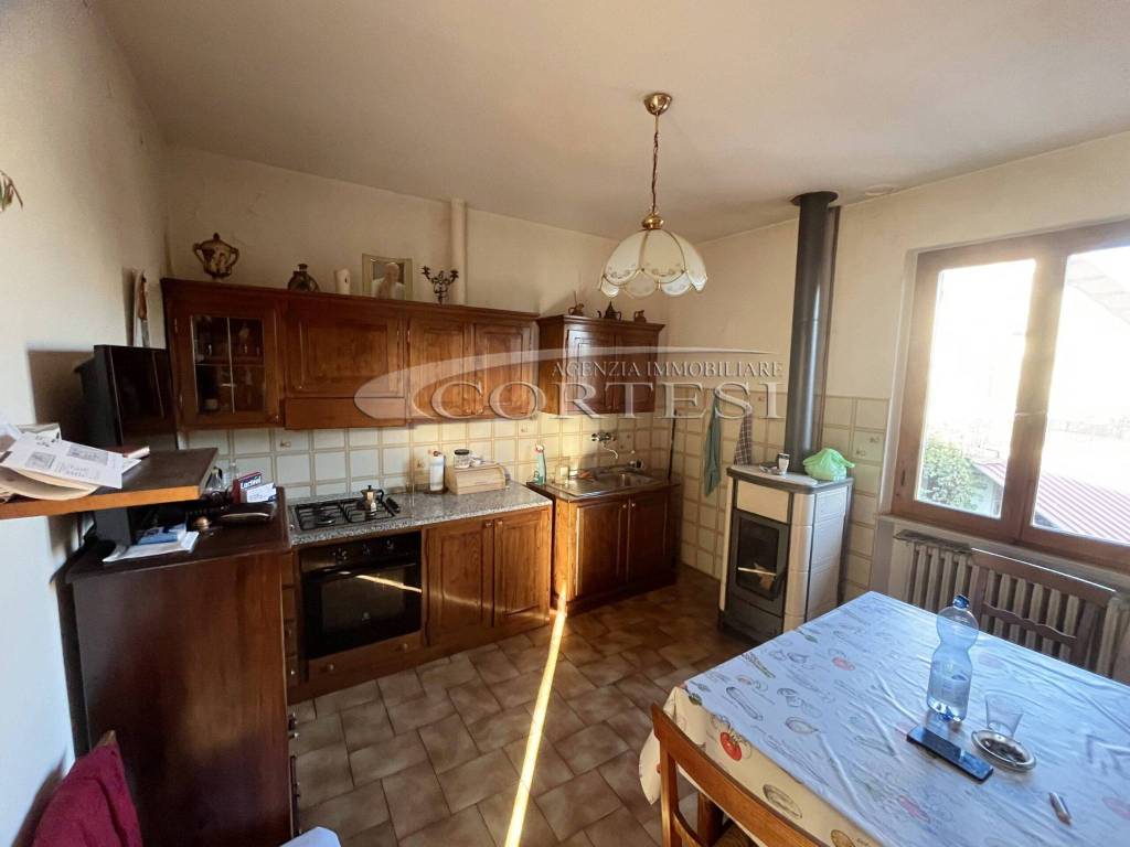appartamento in vendita a Città di Castello in zona Promano