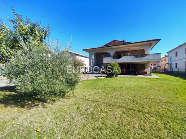 casa indipendente in vendita a Città di Castello in zona Cerbara