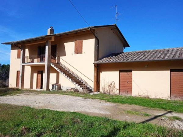 casa indipendente in vendita a Città di Castello