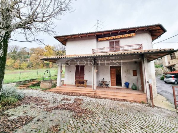 casa indipendente in vendita a Città di Castello in zona Trestina
