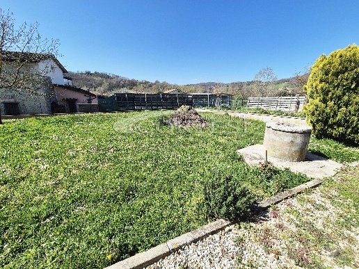 appartamento in vendita a Città di Castello in zona Croce di Castiglione