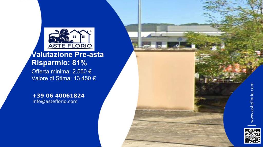 locale commerciale in vendita a Città di Castello