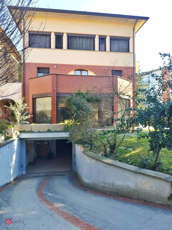 casa indipendente in vendita a Città di Castello