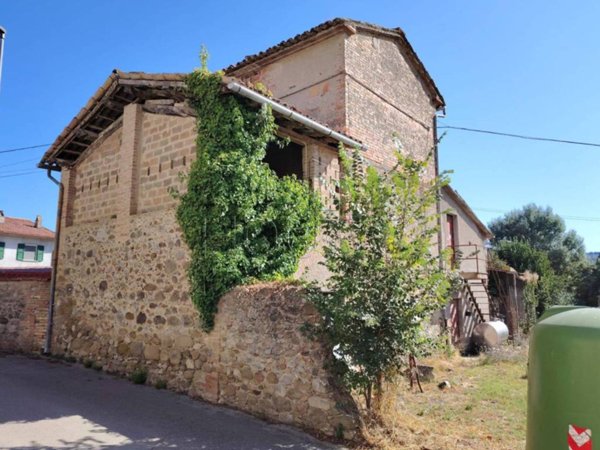 casa indipendente in vendita a Città di Castello in zona Trestina