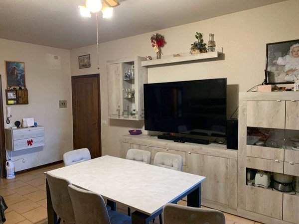 appartamento in vendita a Città di Castello in zona Riosecco