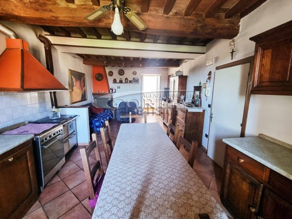 villa in vendita a Città di Castello in zona Fabbrecce