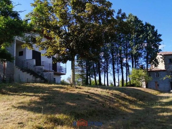 casa indipendente in vendita a Città di Castello in zona Lugnano