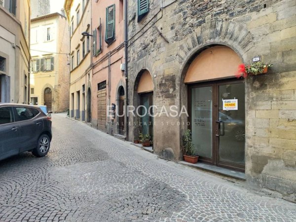 negozio in vendita a Città di Castello