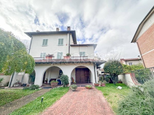 casa indipendente in vendita a Città di Castello in zona Trestina