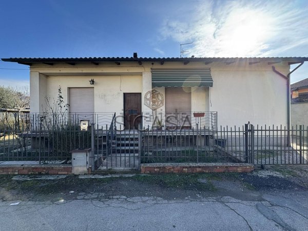 casa indipendente in vendita a Città di Castello