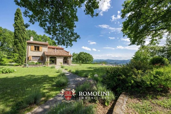 casa indipendente in vendita a Città di Castello