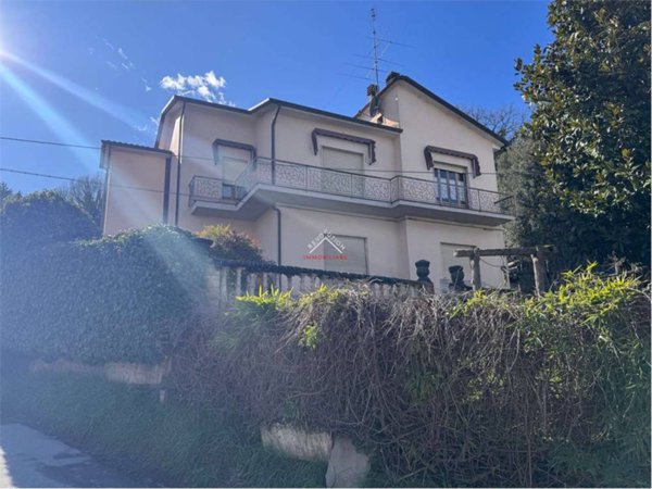 casa indipendente in vendita a Città di Castello