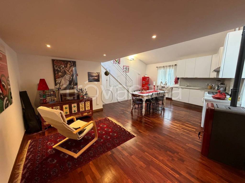 appartamento in vendita a Città di Castello in zona Trestina