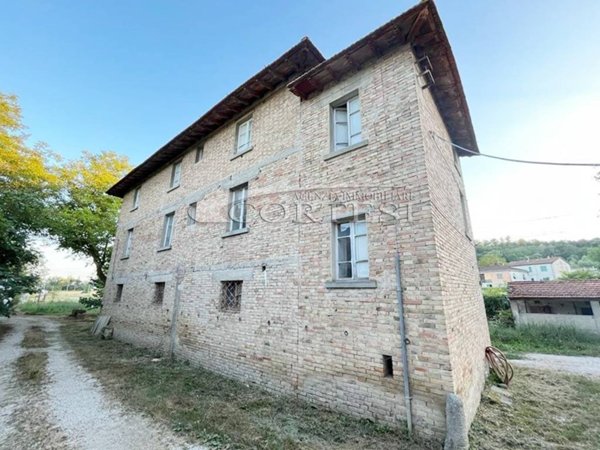casa indipendente in vendita a Città di Castello in zona Trestina