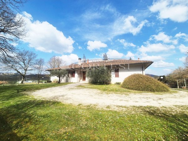 casa indipendente in vendita a Città di Castello in zona Bonsciano