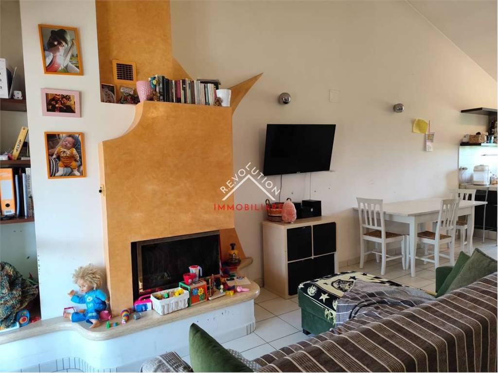 appartamento in vendita a Città di Castello in zona Piosina