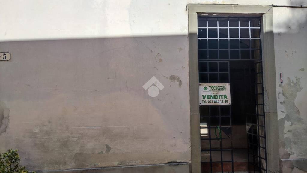 negozio in vendita a Città di Castello