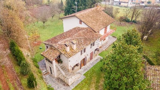 casa indipendente in vendita a Città di Castello in zona Trestina