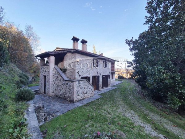 casa indipendente in vendita a Città di Castello in zona Trestina