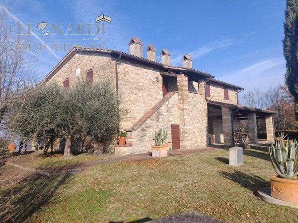 casa indipendente in vendita a Città di Castello
