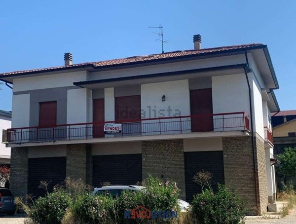 casa indipendente in vendita a Città di Castello