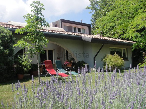 casa indipendente in vendita a Città di Castello in zona Nuvole