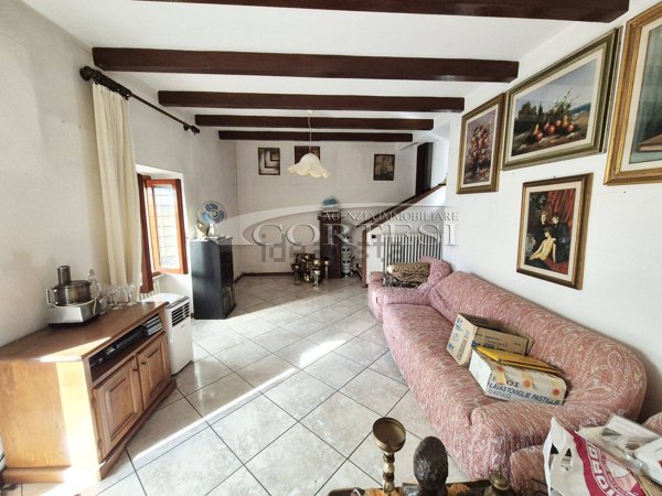 casa indipendente in vendita a Città di Castello in zona Trestina