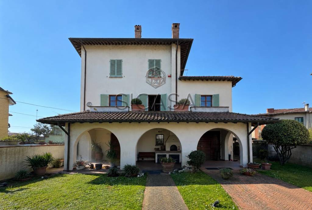 casa indipendente in vendita a Città di Castello in zona Cerbara