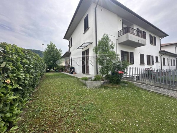 casa indipendente in vendita a Città di Castello in zona Lerchi