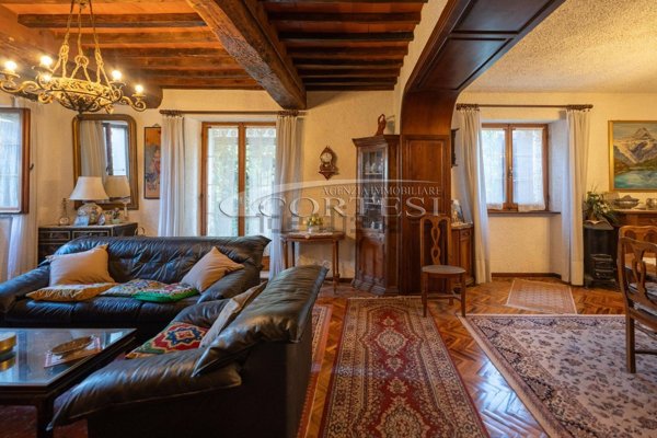 casa indipendente in vendita a Città di Castello