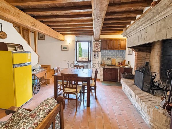appartamento in vendita a Città di Castello in zona Lerchi